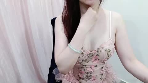 Belly online show from May 27, 1:34 am