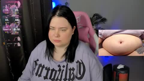 LinaBoo online show from December 18, 5:36 am