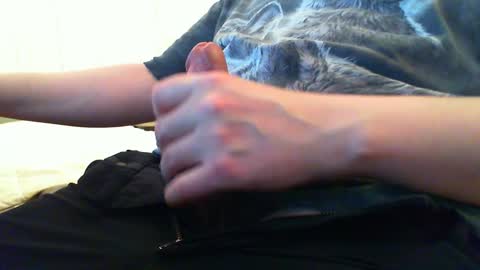 benafleck1 online show from January 18, 7:28 am