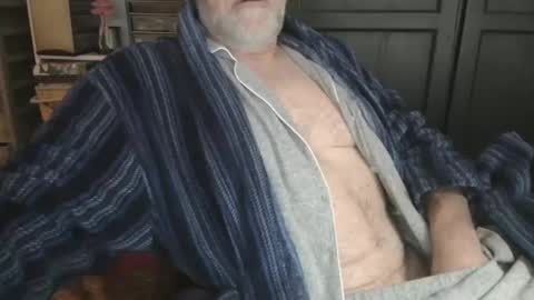 Snapshot of bendrinkin chatting on January 31, 10:10 am bendrinkin online show from January 31, 10:10 am