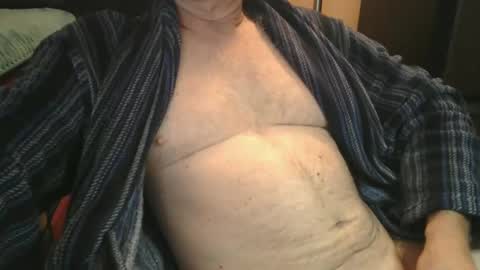 Snapshot of bendrinkin chatting on October 4, 10:13 am bendrinkin online show from October 4, 10:13 am