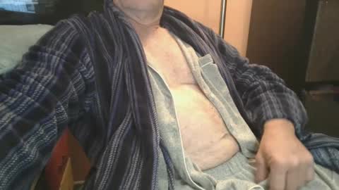 Snapshot of bendrinkin chatting on September 27, 10:02 am bendrinkin online show from September 27, 10:02 am