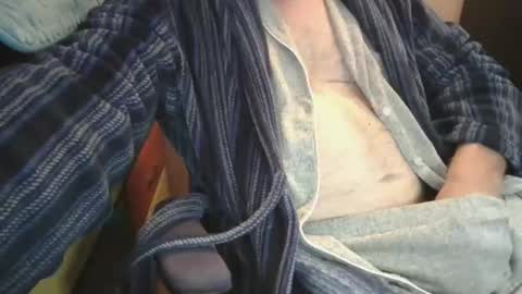 Snapshot of bendrinkin chatting on October 25, 10:03 am bendrinkin online show from October 25, 10:03 am