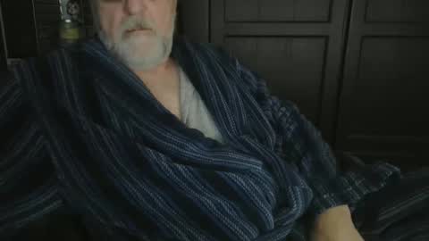 Snapshot of bendrinkin chatting on January 20, 10:07 am bendrinkin online show from January 20, 10:07 am