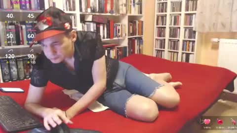 benijamin online show from January 16, 8:22 am