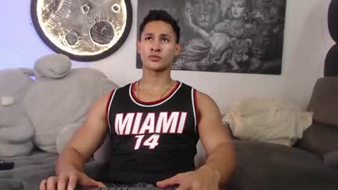 benjamincooperk online show from April 11, 6:29 am