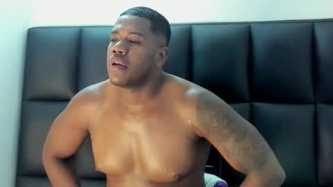 BEJAMIN online show from April 2, 4:47 pm