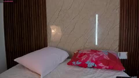 benji_and_nathan online show from January 10, 11:48 am