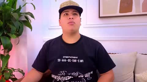 bennett_alejoo online show from May 12, 7:12 pm