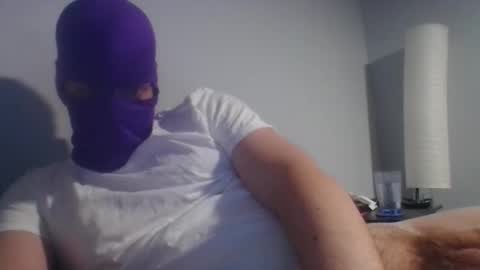 bennybueno online show from March 2, 5:08 am