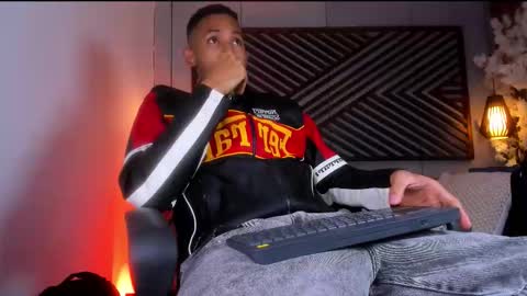 bento_fox online show from October 16, 6:35 am