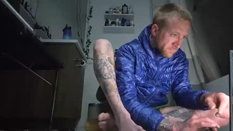 BentOverBlonde online show from March 18, 9:59 am