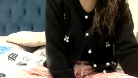 tixxie  online show from June 5, 10:53 am