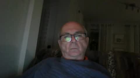 bernard1102 online show from February 24, 12:02 am