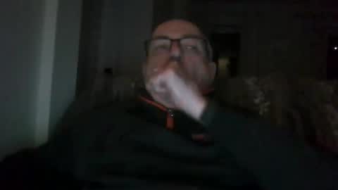 bernard1102 online show from March 1, 2:05 am