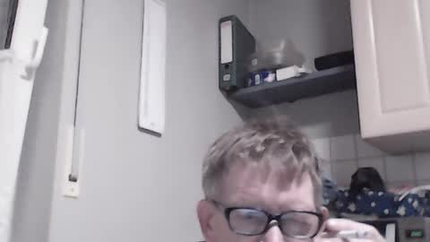 bernie6004 online show from July 5, 11:56 pm