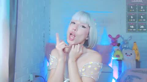 BERRY online show from December 6, 3:28 pm