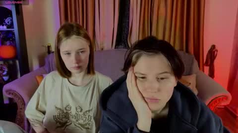 Your sweet Tara and Eva online show from November 27, 11:18 am