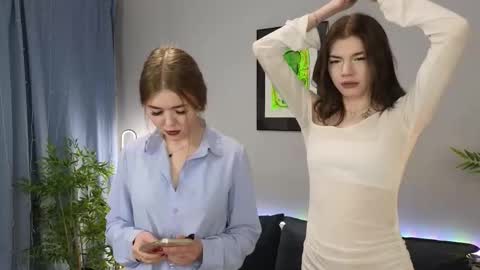 Aurora online show from January 15, 10:24 am