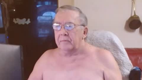 jean online show from February 15, 10:31 pm