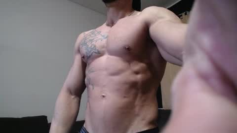 bestmuscle online show from May 6, 7:09 pm