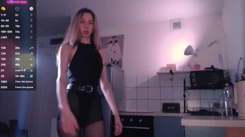 Zo online show from February 13, 3:15 pm