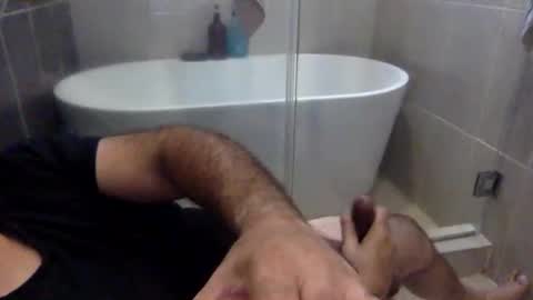 Virtual Gentleman online show from November 28, 1:40 pm