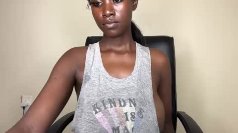 Adah online show from January 27, 11:54 am