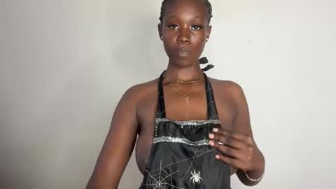 Adah online show from May 17, 12:14 pm