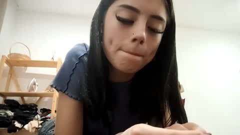 Emma online show from November 3, 5:14 pm