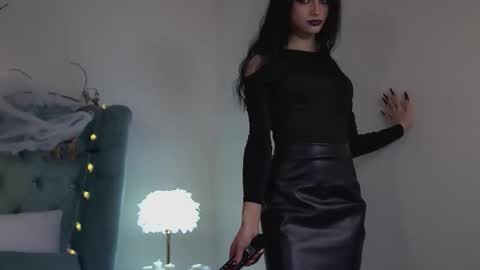 Beverly online show from November 1, 8:35 am