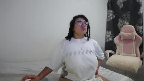 Bianca Tuesday to Sunday from 2am to 6am UTC-5 online show from October 11, 10:31 am