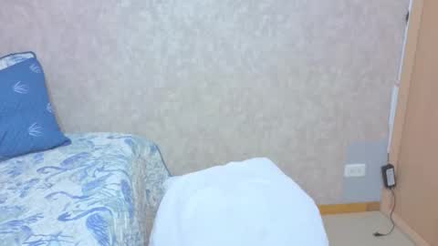 Snapshot of bianca_milfsexy chatting on October 16, 11:47 pm B I A N C A online show from October 16, 11:47 pm