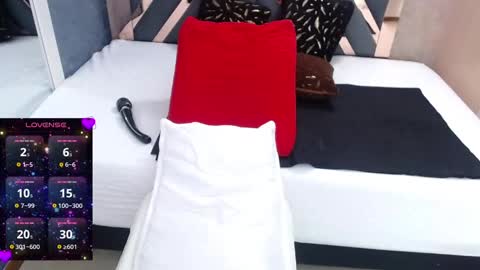 Snapshot of bianca_milfsexy chatting on February 27, 11:15 pm B I A N C A online show from February 27, 11:15 pm