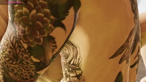 bianca_sexyy online show from April 8, 11:30 pm