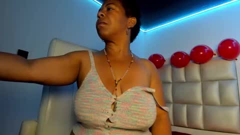 bibiana_js_ online show from February 25, 1:15 pm