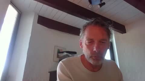 bicolonback4 online show from September 10, 2:07 pm