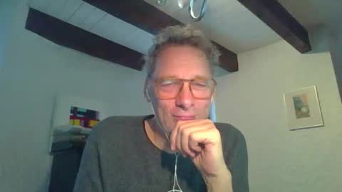 bicolonback4 online show from November 16, 1:24 pm