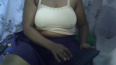 big_creamy_pusy online show from March 13, 5:05 pm