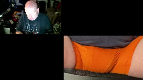 big_teddy_bear76 online show from May 18, 5:35 am