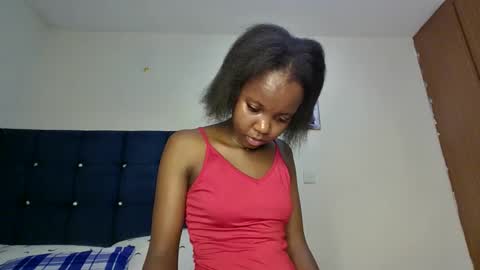 bigbaby004 online show from April 3, 9:22 pm