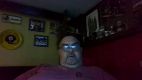 bigbear1971 online show from December 1, 7:38 pm