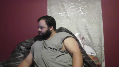 Snapshot of bigbear3287 chatting on October 6, 9:27 am Liam online show from October 6, 9:27 am