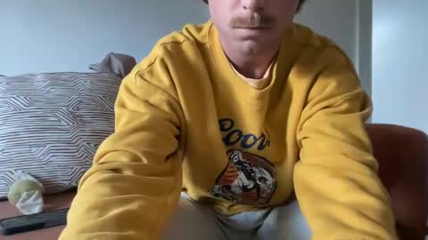 Snapshot of bigboymatt19 chatting on October 25, 6:52 pm bigboymatt19 online show from October 25, 6:52 pm