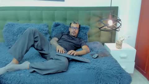 bigcock_hair online show from November 25, 11:03 pm