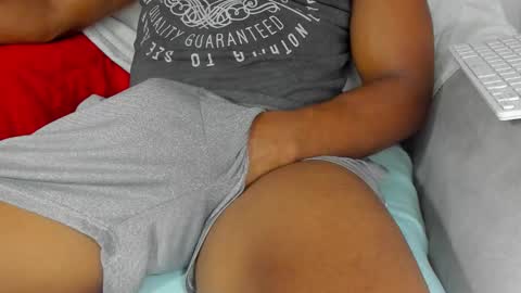 Snapshot of bigcock_latin01 chatting on October 23, 2:35 am sexy muscle online show from October 23, 2:35 am