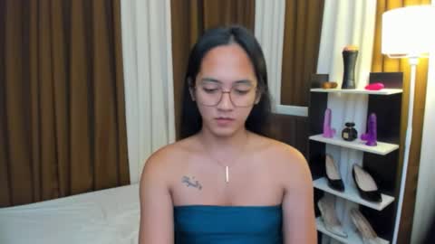 SUCK ME TILL I EXPLODE online show from November 4, 9:16 pm