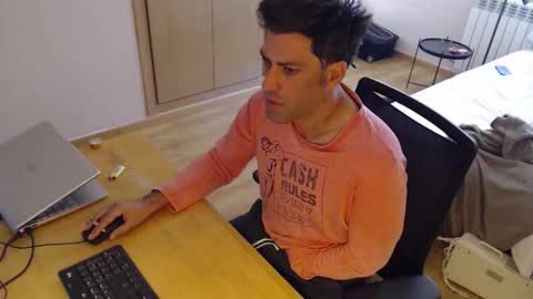 bigcok35spain online show from October 6, 7:59 am