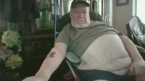 BigDaddyBear online show from February 21, 5:16 pm