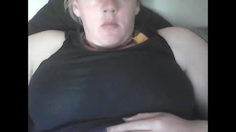 BigDoubleE online show from December 19, 5:14 am